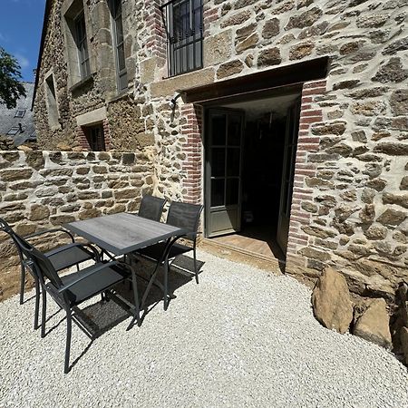 Impasse Des Mysteres - La Maison Des Sorciers Lehon/Dinan Exteriér fotografie